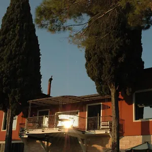 Tenuta La Pergola Alloggio per agriturismo